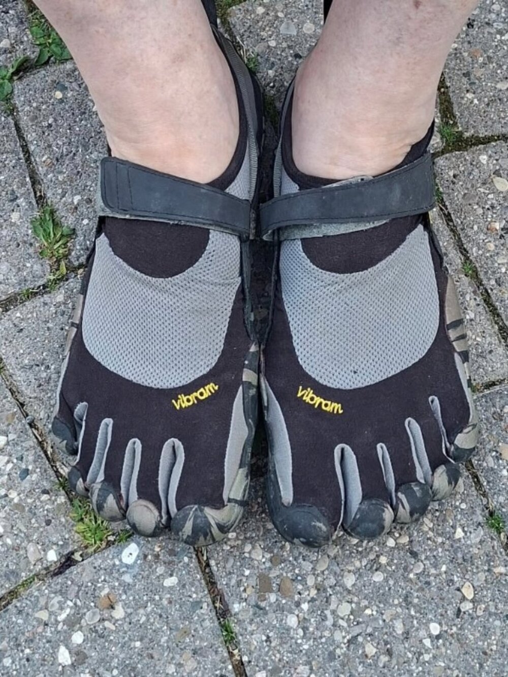 Classic Vibram Five Fingers Water Activity Outdoor Shoes Size 13 Mens or Unisex